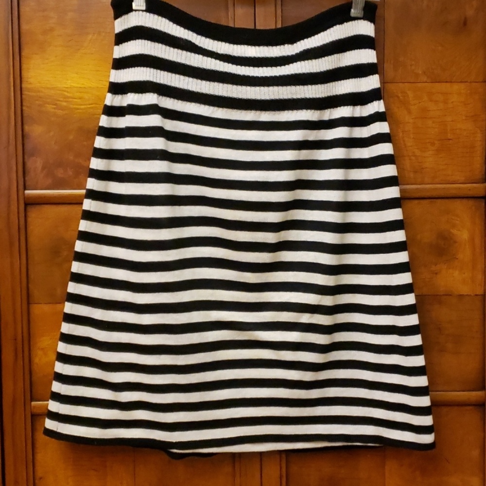 PERRY ELLIS Black/White Stripe Skirt Size M - Picture 2 of 8